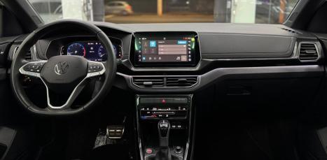 VOLKSWAGEN T-Cross 1.4 4P 250 TSI FLEX HIGHLINE AUTOM�TICO, Foto 16