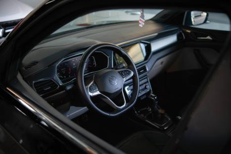 VOLKSWAGEN T-Cross 1.4 4P 250 TSI FLEX HIGHLINE AUTOM�TICO, Foto 10