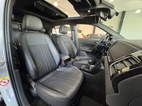 VOLKSWAGEN T-Cross 1.0 4P 200 TSI FLEX HIGHLINE AUTOM�TICO, Foto 15