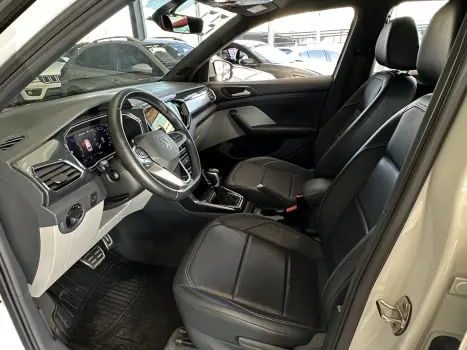 VOLKSWAGEN T-Cross 1.4 4P 250 TSI FLEX HIGHLINE AUTOM�TICO, Foto 15