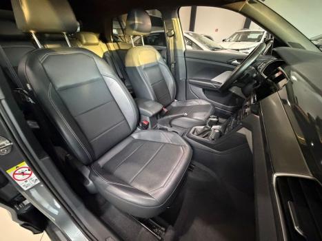 VOLKSWAGEN T-Cross 1.4 4P 250 TSI FLEX HIGHLINE AUTOM�TICO, Foto 10