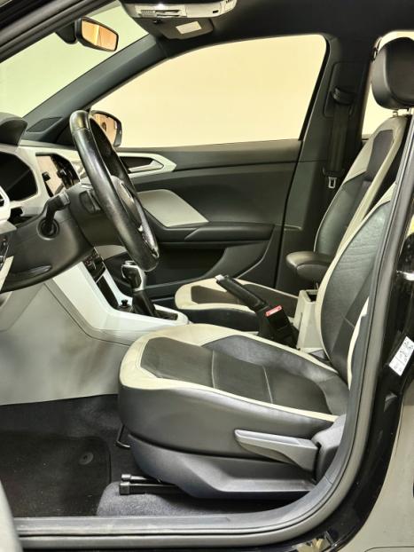 VOLKSWAGEN T-Cross 1.4 4P 250 TSI FLEX HIGHLINE AUTOM�TICO, Foto 9