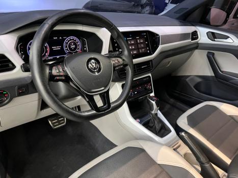 VOLKSWAGEN T-Cross 1.4 4P 250 TSI FLEX HIGHLINE AUTOM�TICO, Foto 9