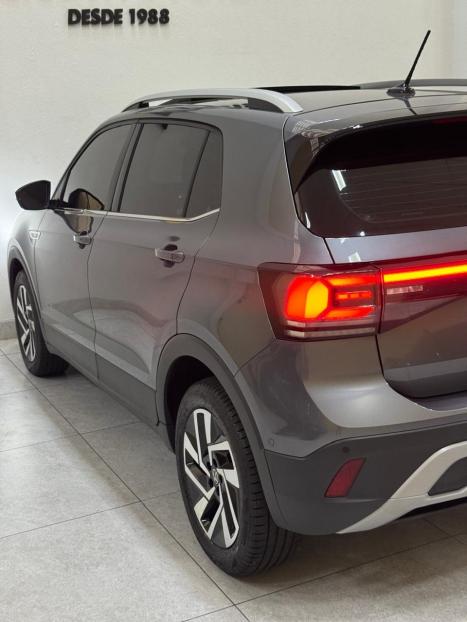 VOLKSWAGEN T-Cross 1.4 4P 250 TSI FLEX HIGHLINE AUTOM�TICO, Foto 13