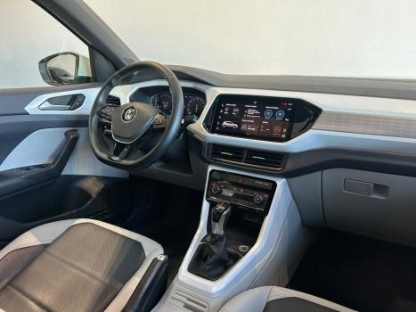 VOLKSWAGEN T-Cross 1.4 4P 250 TSI FLEX HIGHLINE AUTOM�TICO, Foto 9