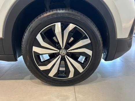 VOLKSWAGEN T-Cross 1.4 4P 250 TSI FLEX HIGHLINE AUTOM�TICO, Foto 18