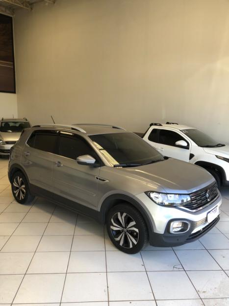 VOLKSWAGEN T-Cross 1.4 4P 250 TSI FLEX HIGHLINE AUTOM�TICO, Foto 3