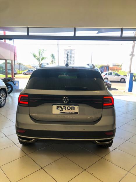 VOLKSWAGEN T-Cross 1.4 4P 250 TSI FLEX HIGHLINE AUTOM�TICO, Foto 8