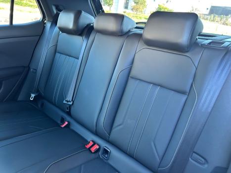 VOLKSWAGEN T-Cross 1.4 4P 250 TSI FLEX HIGHLINE AUTOM�TICO, Foto 15