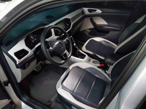 VOLKSWAGEN T-Cross 1.4 4P 250 TSI FLEX HIGHLINE AUTOM�TICO, Foto 13
