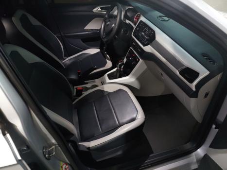 VOLKSWAGEN T-Cross 1.4 4P 250 TSI FLEX HIGHLINE AUTOM�TICO, Foto 14