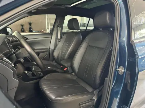 VOLKSWAGEN T-Cross 1.4 4P 250 TSI FLEX HIGHLINE AUTOM�TICO, Foto 15
