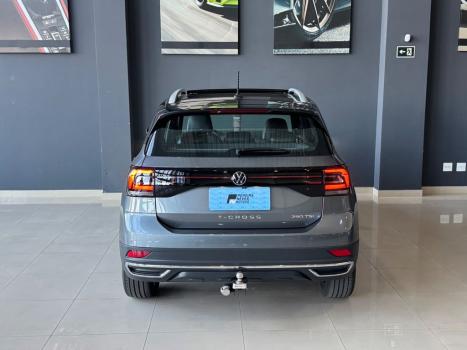 VOLKSWAGEN T-Cross 1.4 4P 250 TSI FLEX HIGHLINE AUTOM�TICO, Foto 4
