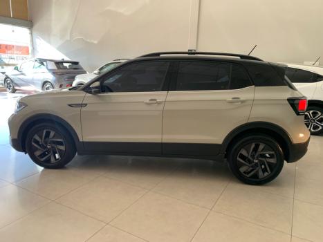 VOLKSWAGEN T-Cross 1.4 4P 250 TSI FLEX HIGHLINE AUTOM�TICO, Foto 4
