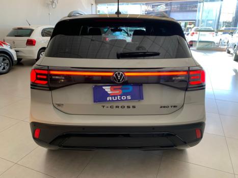 VOLKSWAGEN T-Cross 1.4 4P 250 TSI FLEX HIGHLINE AUTOM�TICO, Foto 6