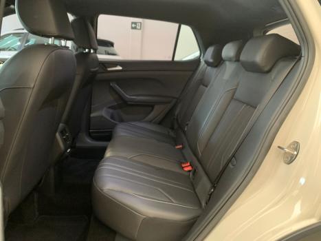 VOLKSWAGEN T-Cross 1.4 4P 250 TSI FLEX HIGHLINE AUTOM�TICO, Foto 12