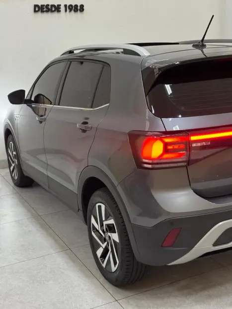 VOLKSWAGEN T-Cross 1.4 4P 250 TSI FLEX HIGHLINE AUTOM�TICO, Foto 13