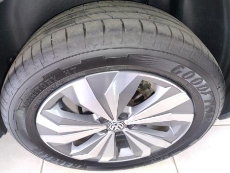 VOLKSWAGEN T-Cross 1.4 4P 250 TSI FLEX HIGHLINE AUTOM�TICO, Foto 9