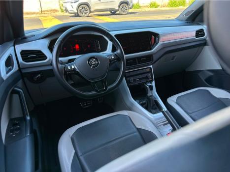 VOLKSWAGEN T-Cross 1.4 4P 250 TSI FLEX HIGHLINE AUTOM�TICO, Foto 17
