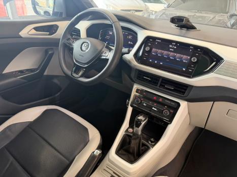 VOLKSWAGEN T-Cross 1.4 4P 250 TSI FLEX HIGHLINE AUTOM�TICO, Foto 2