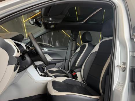 VOLKSWAGEN T-Cross 1.4 4P 250 TSI FLEX HIGHLINE AUTOM�TICO, Foto 13