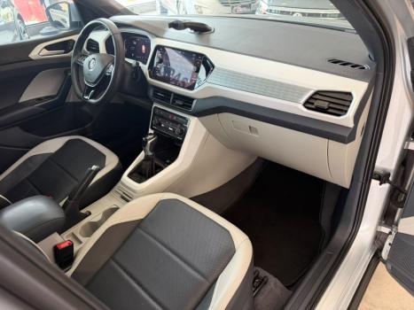 VOLKSWAGEN T-Cross 1.4 4P 250 TSI FLEX HIGHLINE AUTOM�TICO, Foto 15