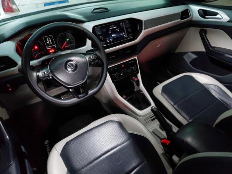 VOLKSWAGEN T-Cross 1.4 4P 250 TSI FLEX HIGHLINE AUTOM�TICO, Foto 13