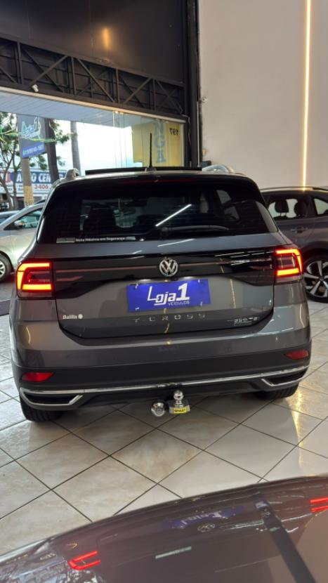 VOLKSWAGEN T-Cross 1.4 4P 250 TSI FLEX HIGHLINE AUTOM�TICO, Foto 7