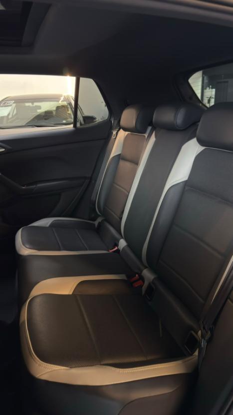 VOLKSWAGEN T-Cross 1.4 4P 250 TSI FLEX HIGHLINE AUTOM�TICO, Foto 12