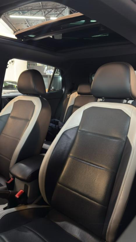 VOLKSWAGEN T-Cross 1.4 4P 250 TSI FLEX HIGHLINE AUTOM�TICO, Foto 16