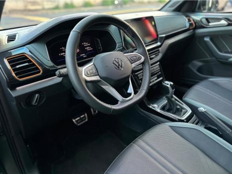 VOLKSWAGEN T-Cross 1.4 4P 250 TSI FLEX HIGHLINE AUTOM�TICO, Foto 15