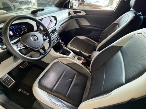 VOLKSWAGEN T-Cross 1.4 4P 250 TSI FLEX HIGHLINE AUTOM�TICO, Foto 17