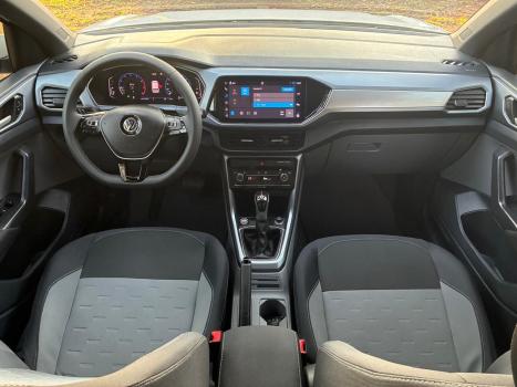 VOLKSWAGEN T-Cross 1.0 4P 200 TSI FLEX COMFORTLINE AUTOM�TICO, Foto 15