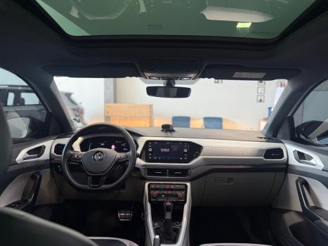 VOLKSWAGEN T-Cross 1.4 4P 250 TSI FLEX HIGHLINE AUTOM�TICO, Foto 8