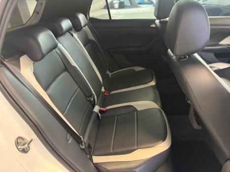 VOLKSWAGEN T-Cross 1.4 4P 250 TSI FLEX HIGHLINE AUTOM�TICO, Foto 11