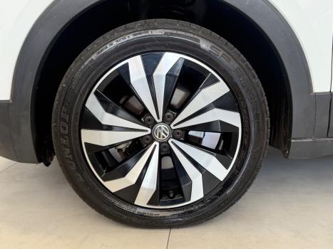 VOLKSWAGEN T-Cross 1.4 4P 250 TSI FLEX HIGHLINE AUTOM�TICO, Foto 17