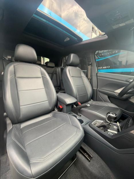 VOLKSWAGEN T-Cross 1.4 4P 250 TSI FLEX HIGHLINE AUTOM�TICO, Foto 8