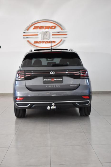 VOLKSWAGEN T-Cross 1.4 4P 250 TSI FLEX HIGHLINE AUTOM�TICO, Foto 4