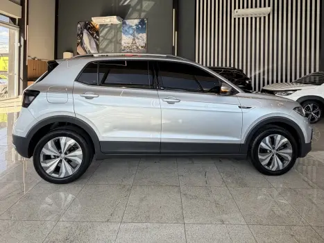 VOLKSWAGEN T-Cross 1.4 4P 250 TSI FLEX HIGHLINE AUTOM�TICO, Foto 4