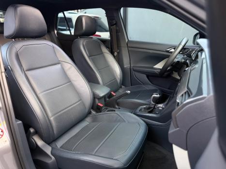 VOLKSWAGEN T-Cross 1.4 4P 250 TSI FLEX HIGHLINE AUTOM�TICO, Foto 4