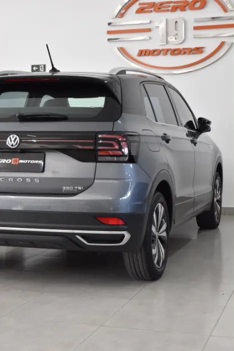 VOLKSWAGEN T-Cross 1.4 4P 250 TSI FLEX HIGHLINE AUTOMÁTICO, Foto 10