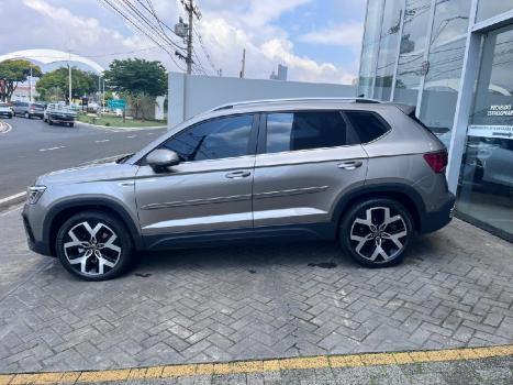 VOLKSWAGEN Taos 1.4 16V 4P FLEX 250 TSI HIGHLINE AUTOMTICO, Foto 8