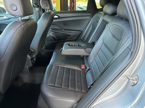 VOLKSWAGEN Taos 1.4 16V 4P FLEX 250 TSI HIGHLINE AUTOMTICO, Foto 15