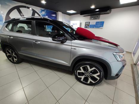 VOLKSWAGEN Taos 1.4 16V 4P FLEX 250 TSI HIGHLINE AUTOMTICO, Foto 2