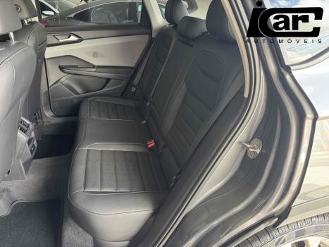 VOLKSWAGEN Taos 1.4 16V 4P FLEX 250 TSI COMFORTLINE AUTOMTICO, Foto 14