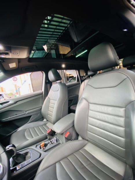 VOLKSWAGEN Taos 1.4 16V 4P FLEX 250 TSI HIGHLINE AUTOM�TICO, Foto 18