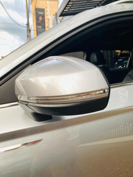 VOLKSWAGEN Taos 1.4 16V 4P FLEX 250 TSI HIGHLINE AUTOM�TICO, Foto 9