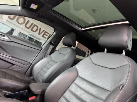 VOLKSWAGEN Taos 1.4 16V 4P FLEX 250 TSI HIGHLINE AUTOM�TICO, Foto 16