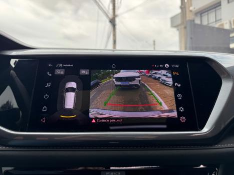 VOLKSWAGEN Taos 1.4 16V 4P FLEX 250 TSI HIGHLINE AUTOM�TICO, Foto 19