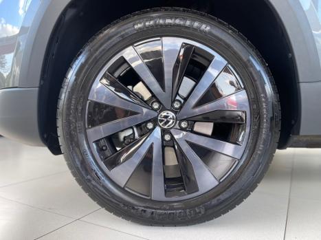 VOLKSWAGEN Taos 1.4 16V 4P FLEX 250 TSI COMFORTLINE AUTOM�TICO, Foto 3